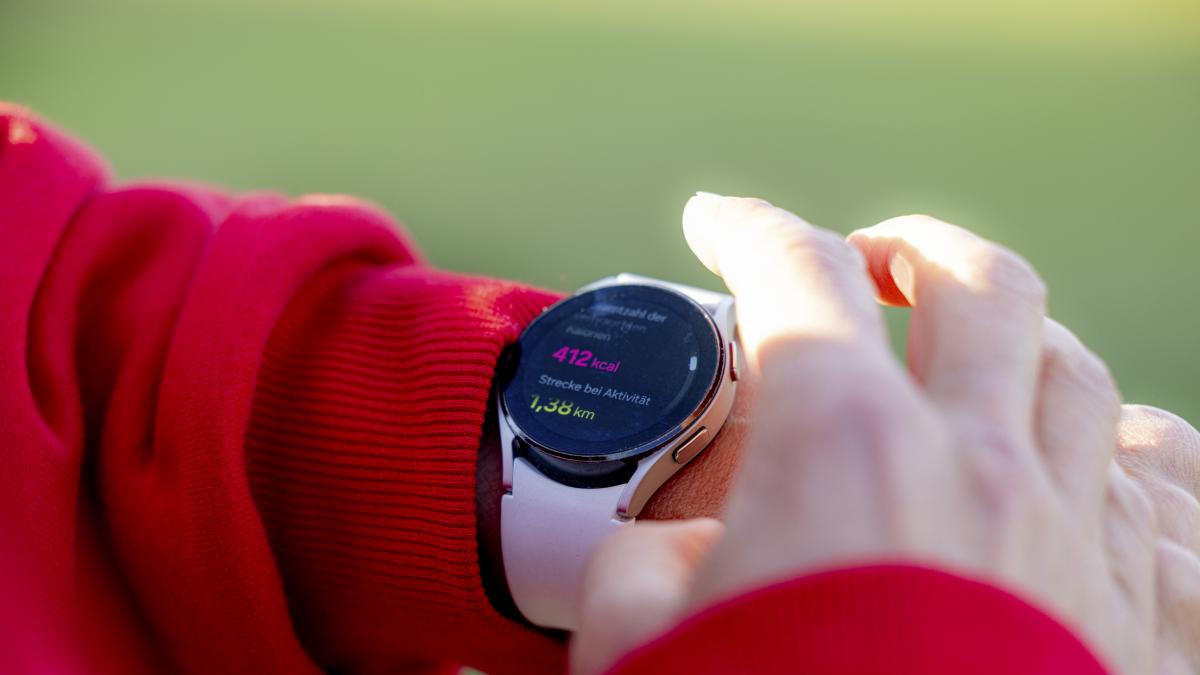 Smart watches are banned in New York schools and students do not know how to tell the time: "It is a source of frustration"