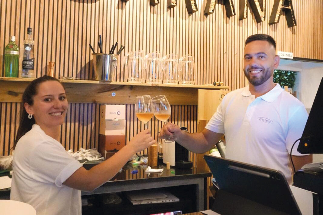 Zurrata & Sakana: two flavors, one house in Santa Luzia