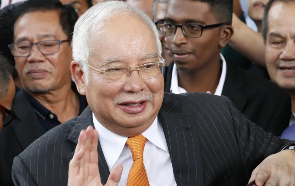 Μαλαισία: Δεκαπέντε χρόνια κάθειρξης για τον πρώην πρωθυπουργό Νατζίμπ Ραζάκ