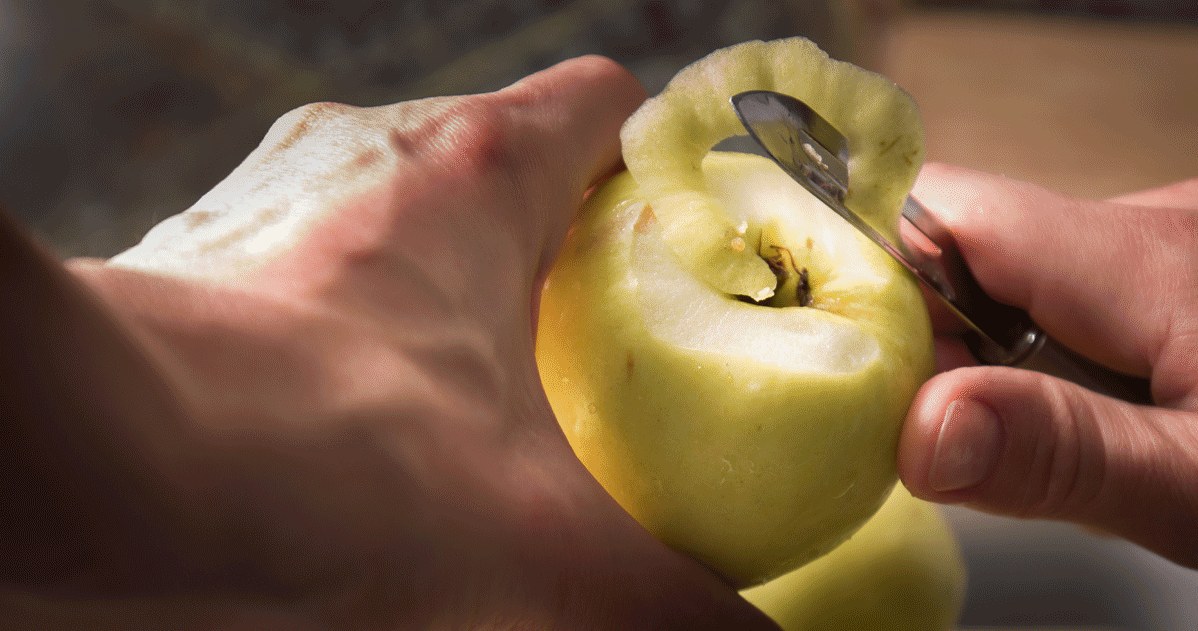 Apple peels will help create a great fertilizer for geraniums