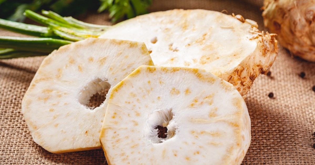 Celery is the basis for making a delicious and healthy sandwich spread /123RF/PICSEL