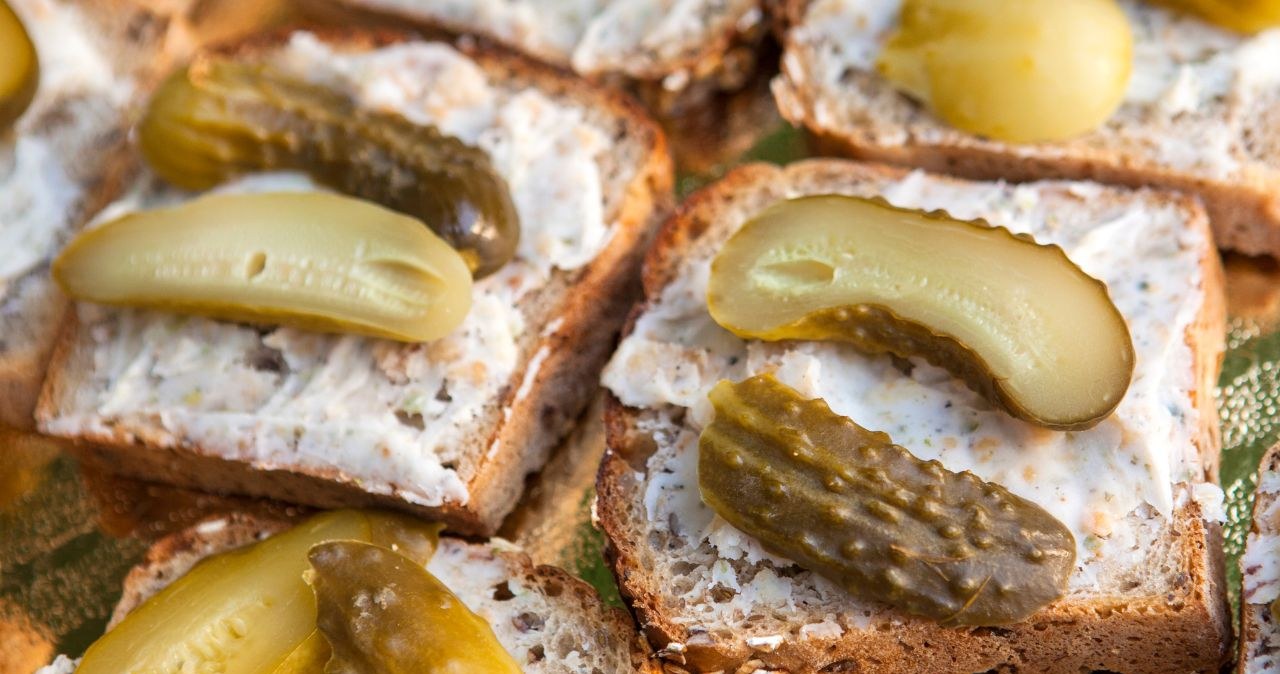 What to use lard for? Perfect as a spread for sandwiches /MagMos /Canva Pro