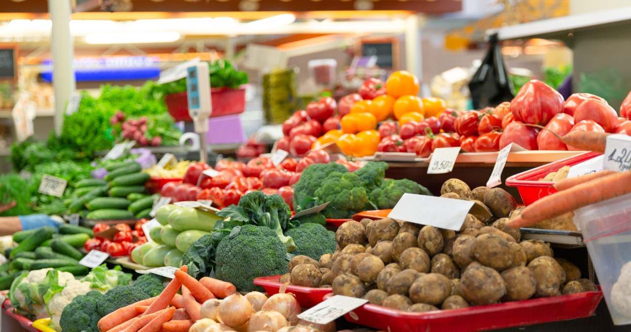 It is better not to eat these vegetables in winter. They harm more than they help