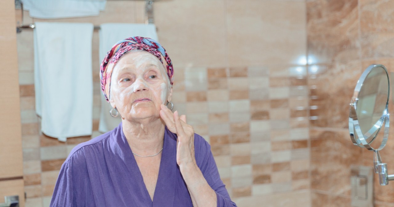 Has the frost irritated your skin? This mask will save your skin in just a few minutes