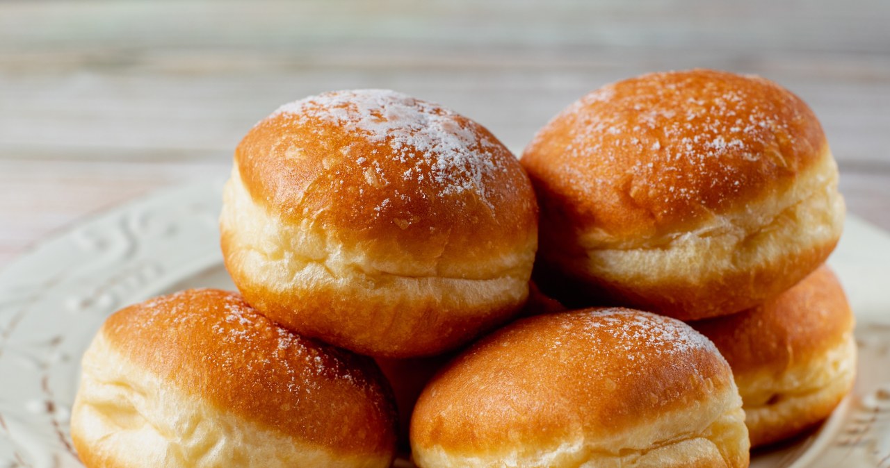 You can eat these donuts even on a diet. They don't drip with grease