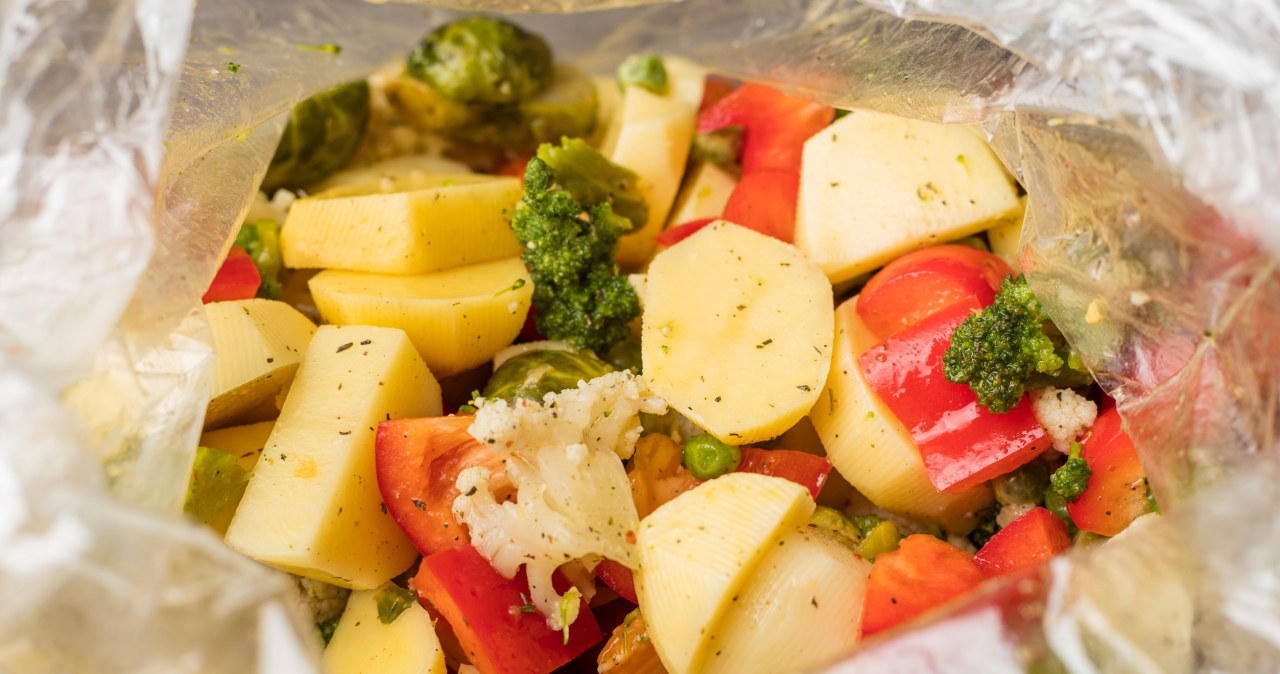 Vegetables baked in a sleeve. A light and easy addition to dinner