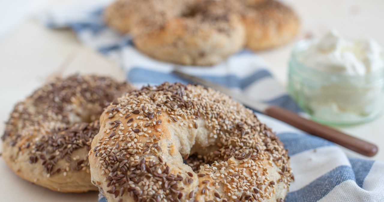 They add energy, fill you up for longer and stabilize sugar. Eat whole grain bagels for breakfast or dinner