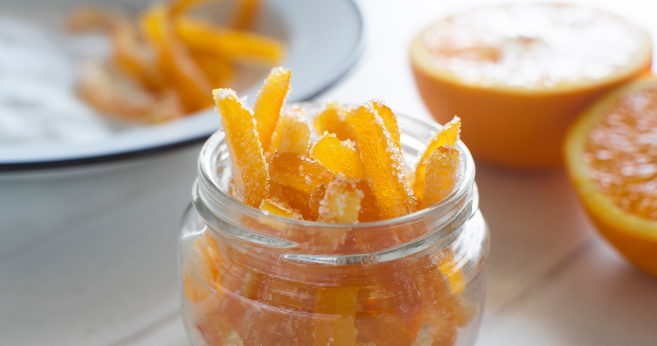 In Italy they make tea from them and drink them for better digestion. They also reduce tension and exhaustion