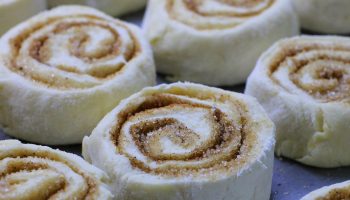 Delicious yeast rolls with cinnamon. Soft, fluffy, serve to your family