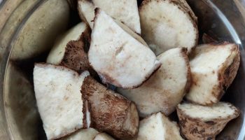 In Hawaii they eat potatoes like in Poland. They do not burden the intestines and have a good effect on the skin and eyesight