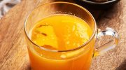 Recipe for a detoxifying drink. It cleanses the liver, adds energy and improves well-being