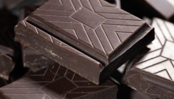 Not only does it release endorphins and protect the heart, it also delays aging. It would be a sin not to eat it