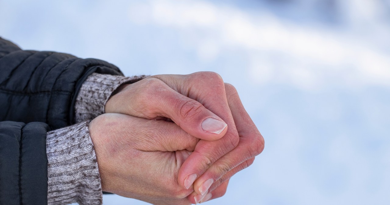 Are your hands still cold? Do this before putting on gloves and you will feel the difference