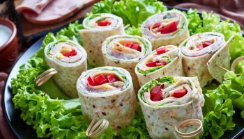 The simplest carnival snack. This is a guarantee of good taste and great fun