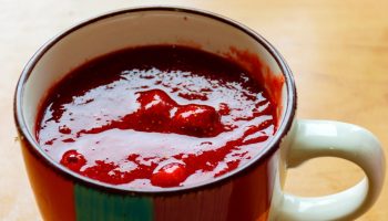 A snack you can eat without guilt. It creates a protective barrier in the intestines and also helps the heart