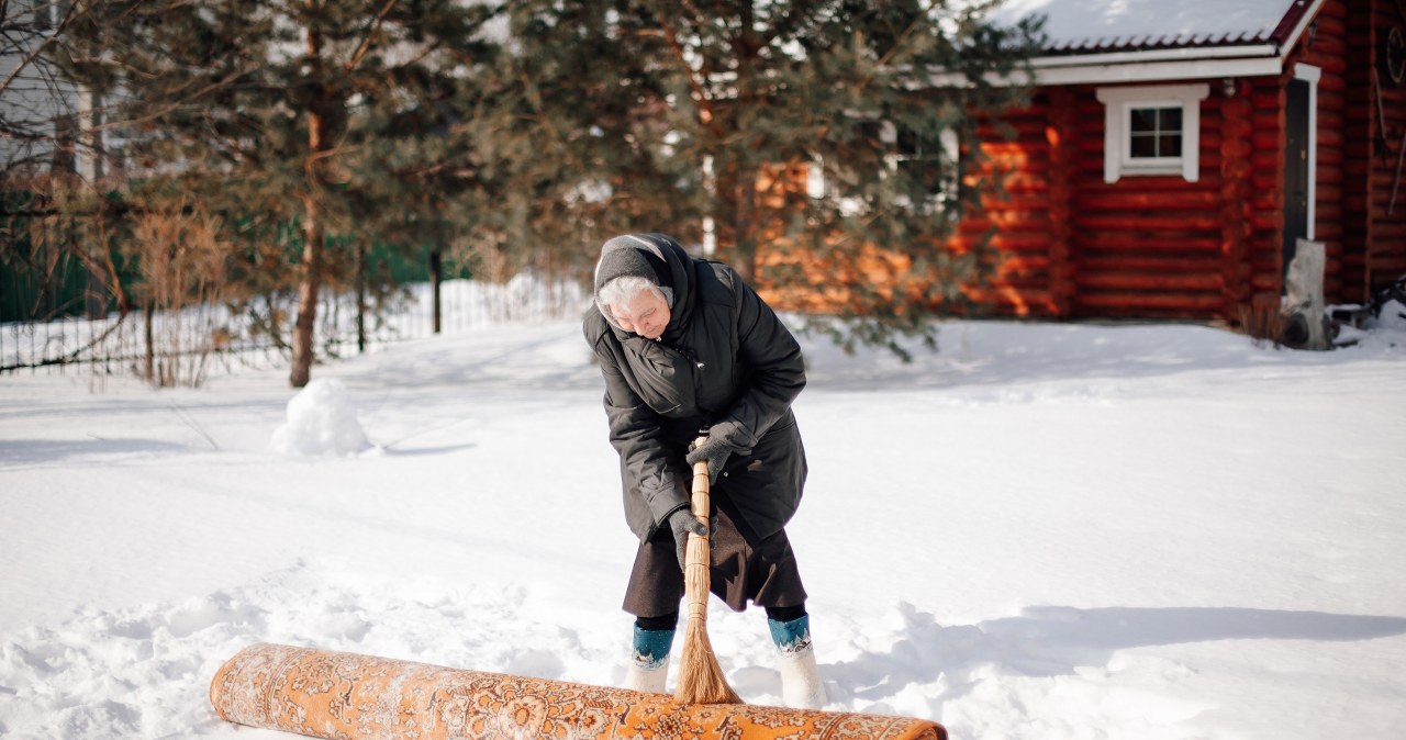Grandma used to do this with the carpet in the winter. Mites and dust disappeared without chemicals