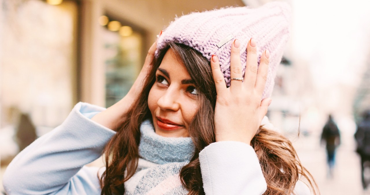 Is your hat ruining your hairstyle? Thanks to this, you will quickly regain volume