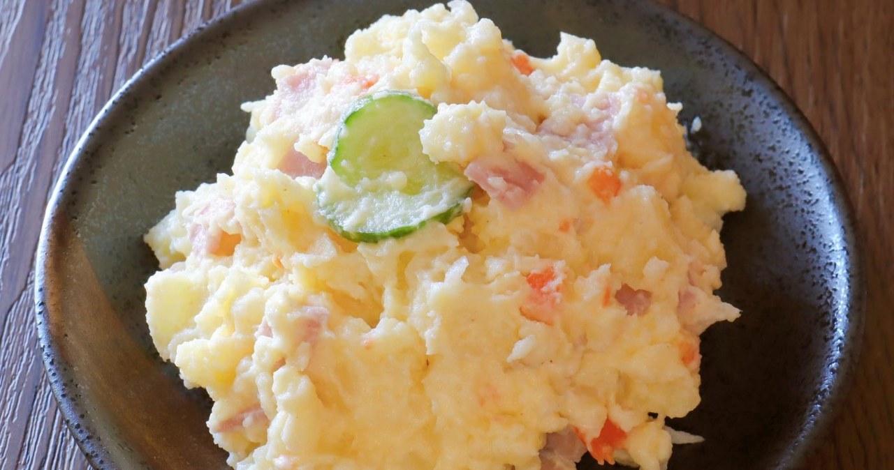 Japanese vegetable competitor. Creamy potatoes, crunchy vegetables and spicy mayonnaise