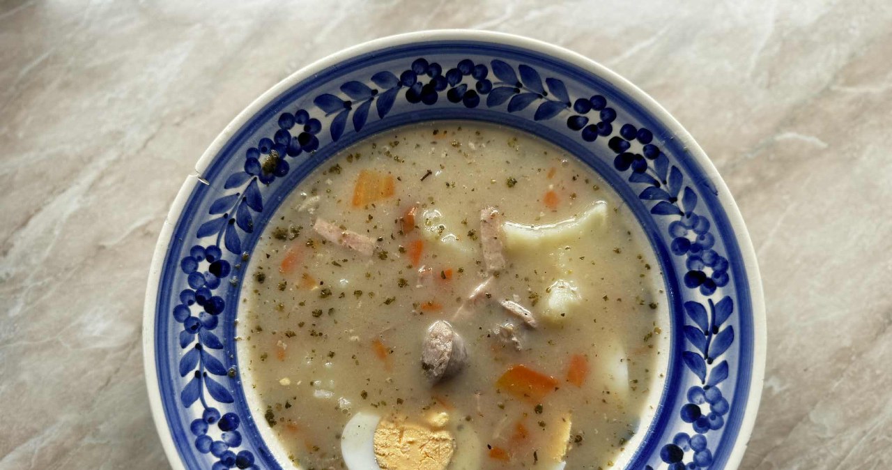 The sour rye soup recipe from Grandma Wiesia from Podlasie is a masterpiece. One addition makes it taste better than the others