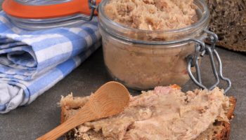 Aromatic spread for bread made from meat and broth. The combination of spices is the secret of its taste