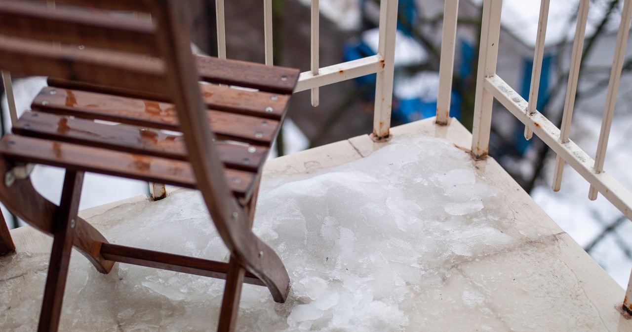 The snow is melting and the balcony looks like after a flood? Do this and it will delight you in the spring