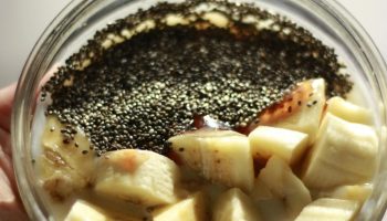 Outperforms linseed. It is high in omega-3 fatty acids, great for the intestines and heart