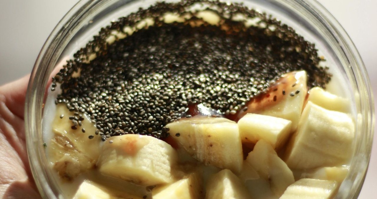 Outperforms linseed. It is high in omega-3 fatty acids, great for the intestines and heart