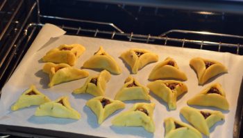 Crispy boats with amazing filling. Biblical cookies for coffee and tea