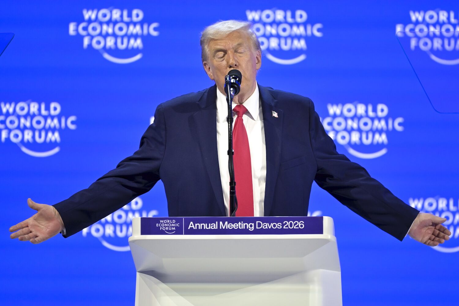 Trump guarantees that he will not take Greenland by force. But, “if they say no, we will remember”