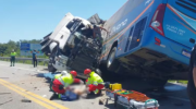 onze-pessoas-morrem-em-acidente-envolvendo-caminhao-e-onibus-no-rs