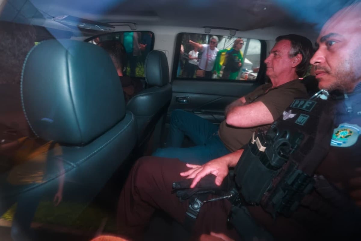 oposicao-estuda-“saida-legislativa”-para-bolsonaro-ir-para-domiciliar