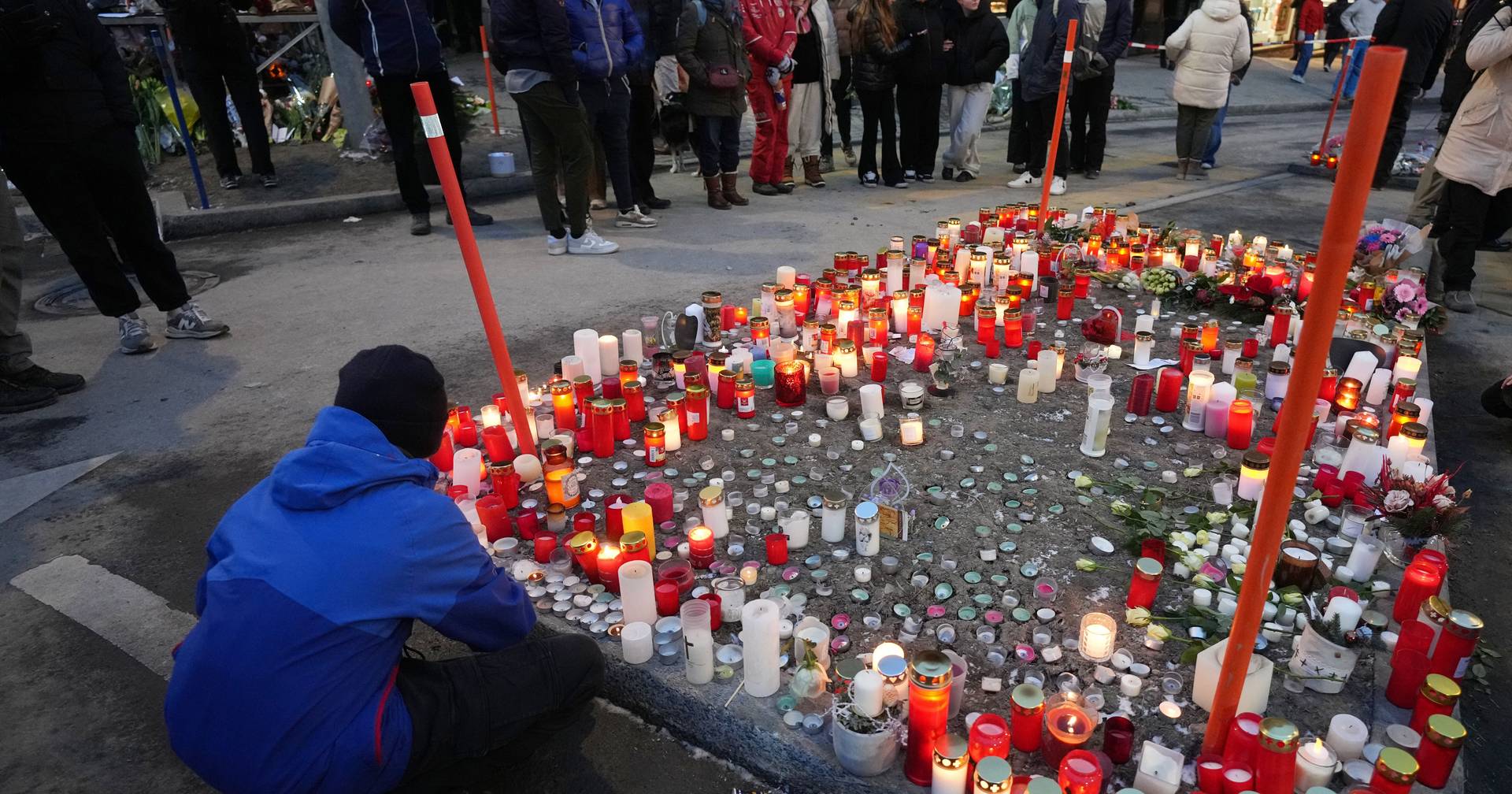 Bar owner in Switzerland guarantees that establishment complies with all safety standards