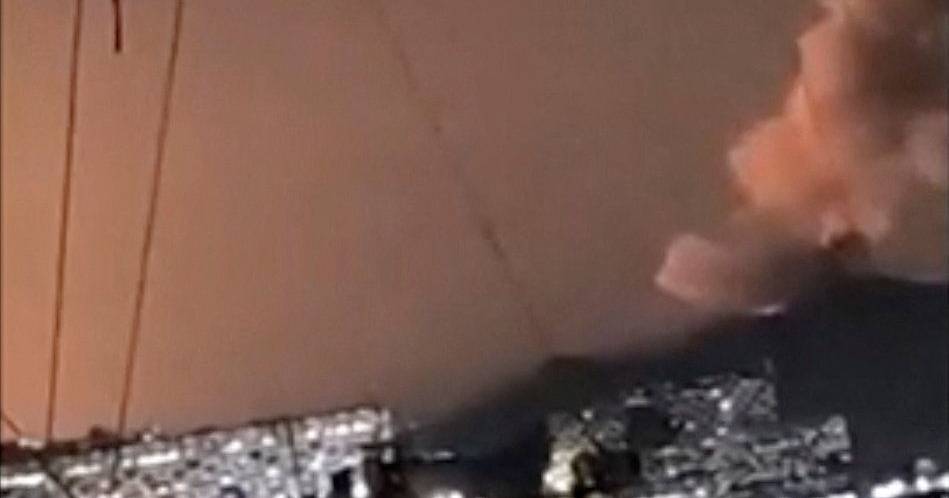 Loud explosions heard in Caracas after US threats