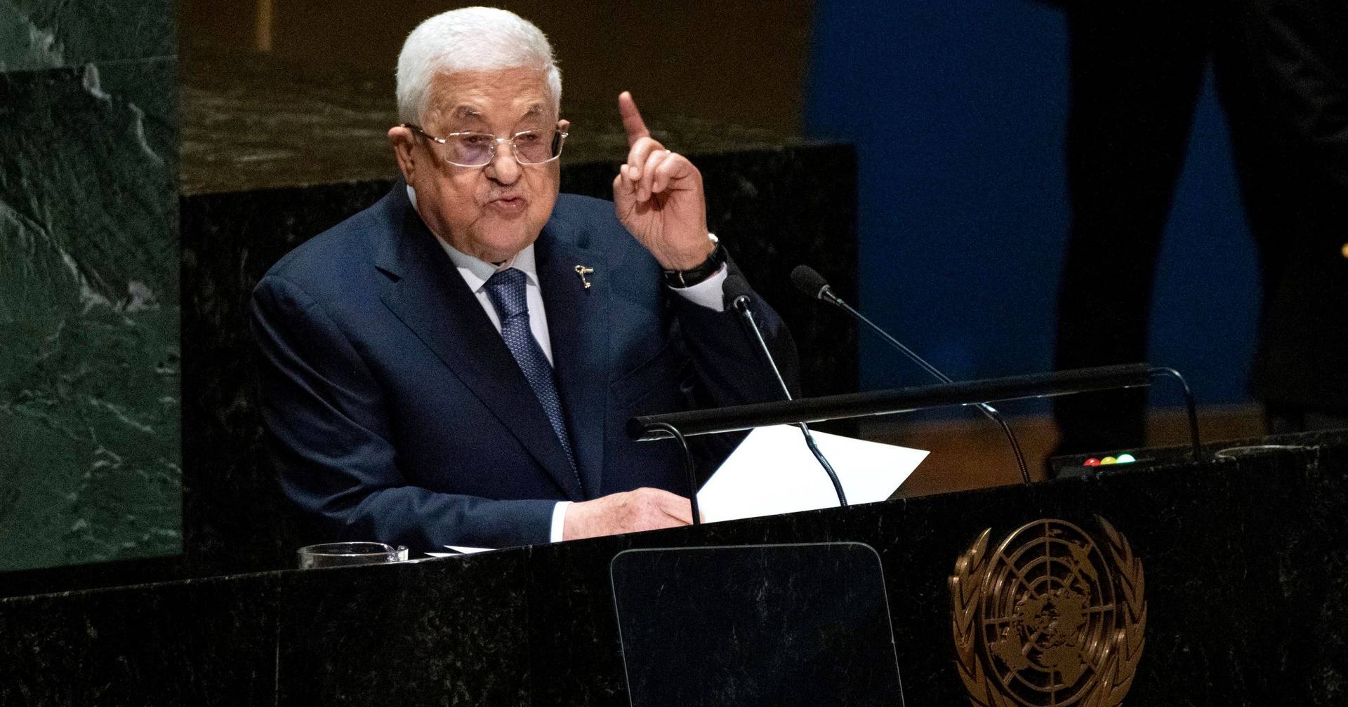 Mahmoud Abbas leaves hospital after tests show “reassuring” results