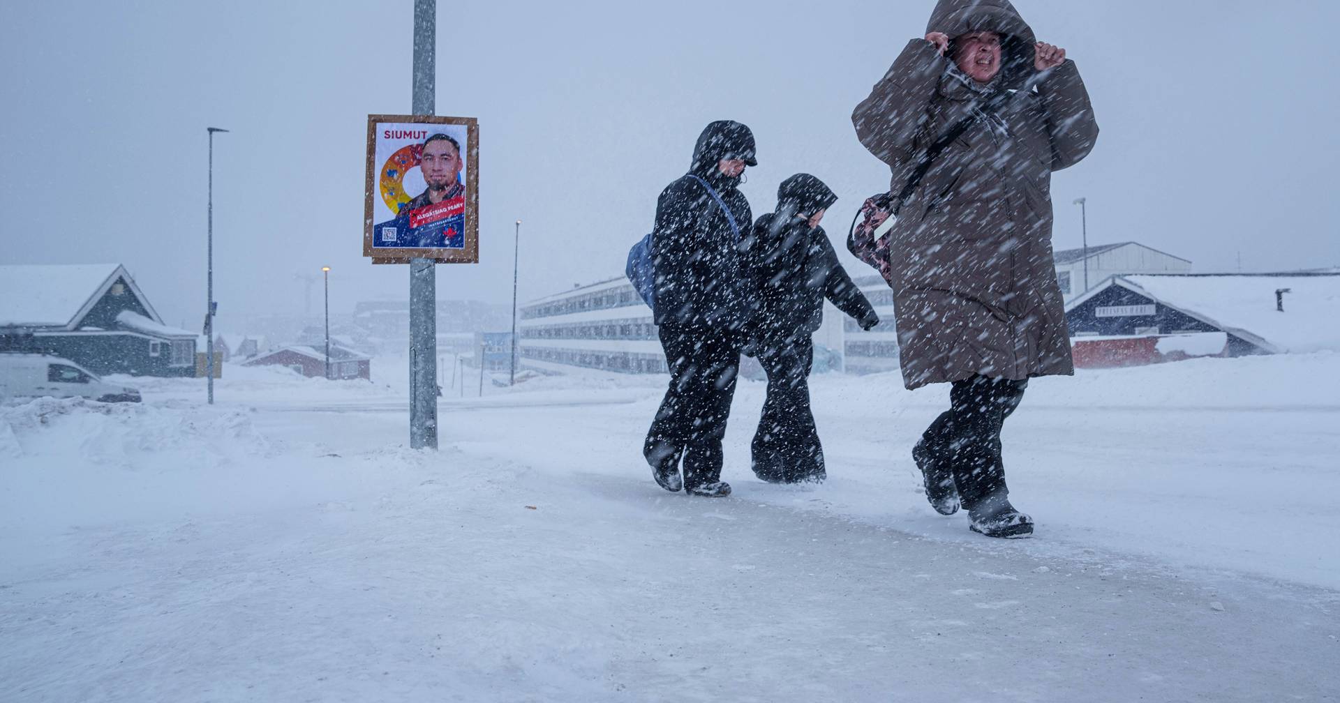Between Europe and the United States, Greenlanders are uneasy about Trump