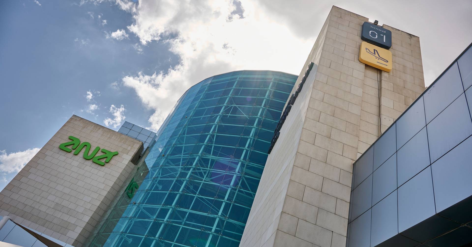 ANA submits first phase of environmental study for new Lisbon airport