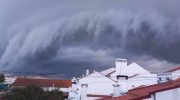 Shelf cloud: the impressive phenomenon in the skies of Ponte de Sor