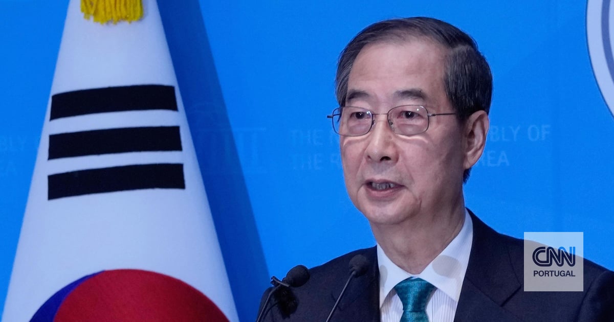 Former South Korean prime minister sentenced to 23 years in prison under martial law