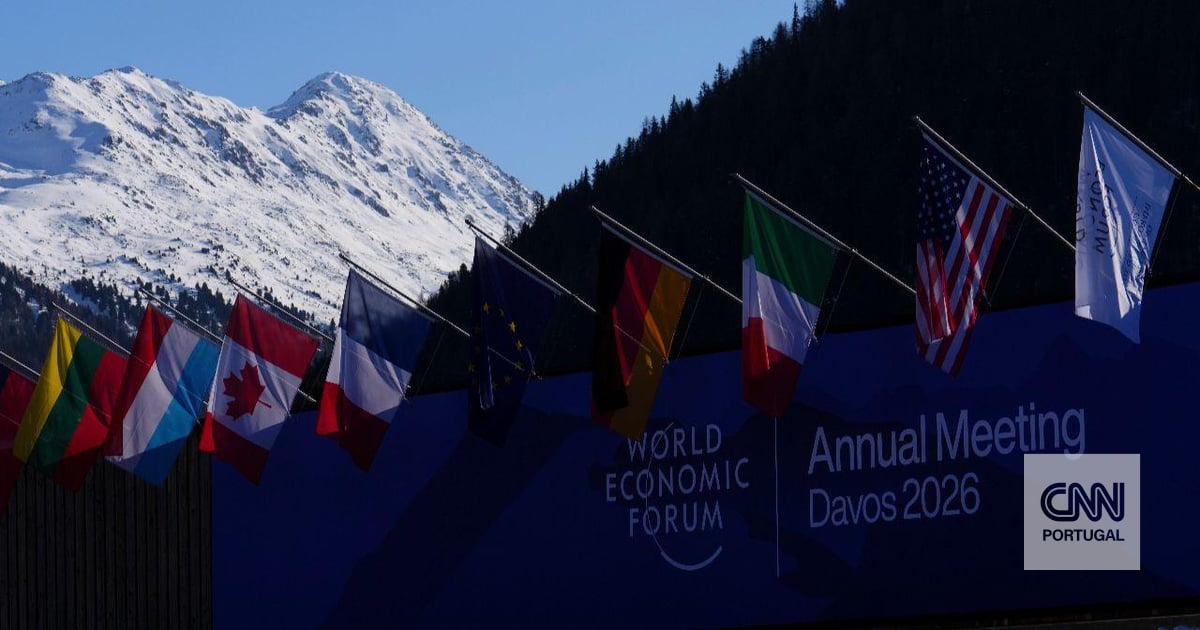 A K-shaped issue: the jet and cocktail elite have the least of their problems with Trump