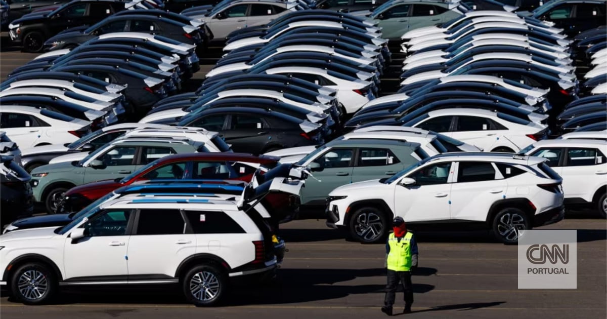 Trump raises tariffs on South Korea to 25% for "failing to comply" with "excellent" trade deal