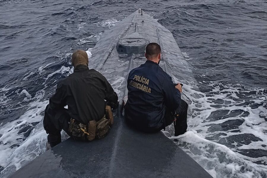 Cocaine seizure off the Azores will be the largest ever in Portugal