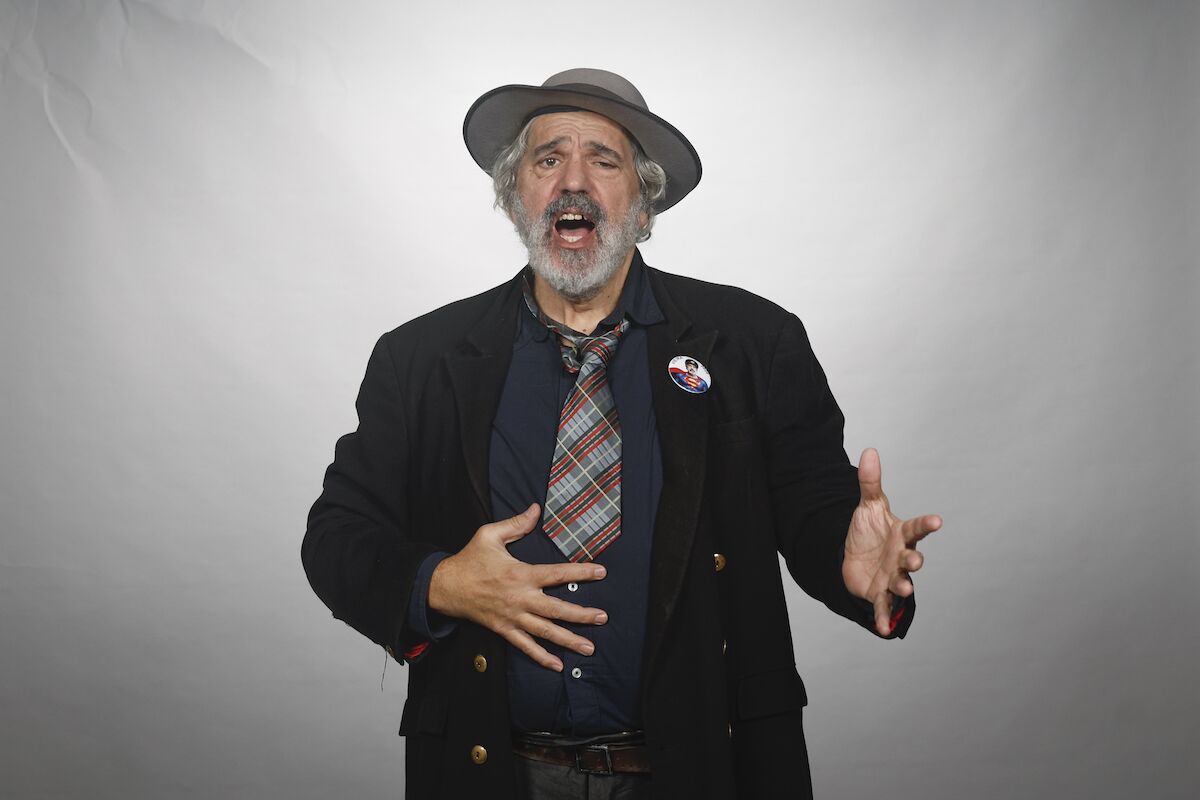 Manuel João Vieira wants to fight clowns, “where not even oxen can graze”