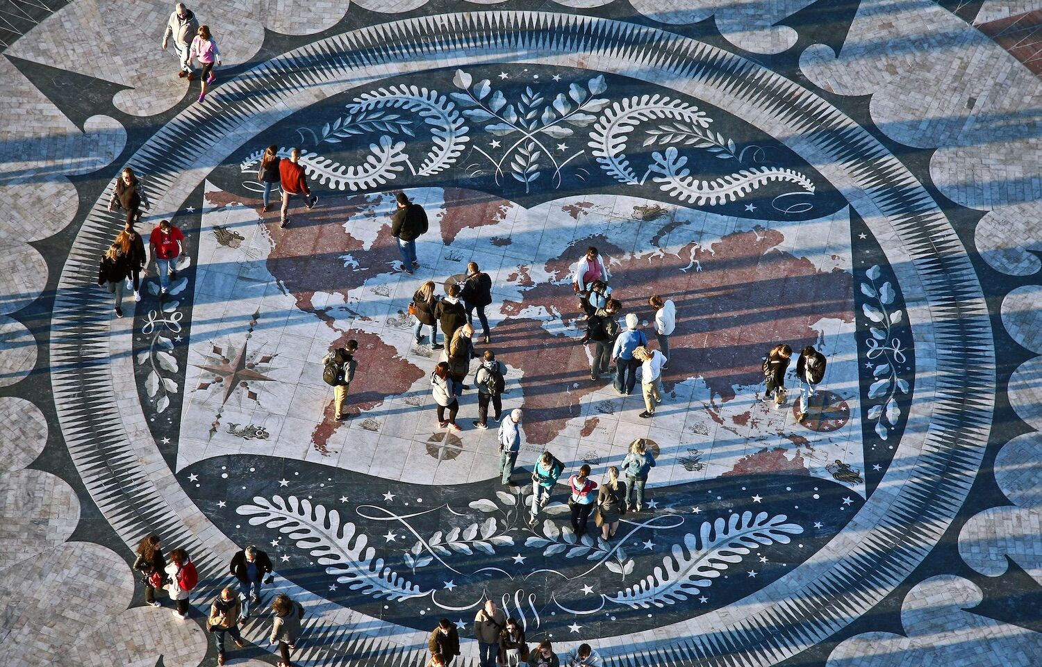 Calçada Portuguesa: rise and fall(s)