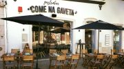 Restaurante Come na Gaveta, em Tavira.