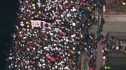 Protests spread across the USA. Footage of unusual ICE chase is fake