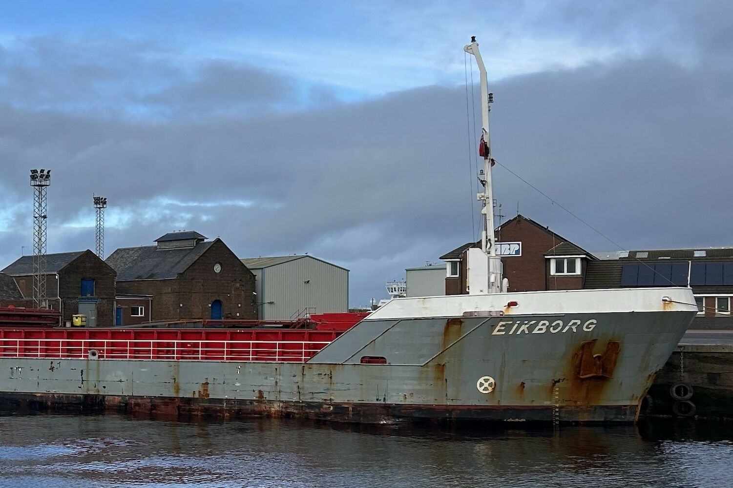 Freighter without a rudder in Figueira da Foz: help is coming from Norway
