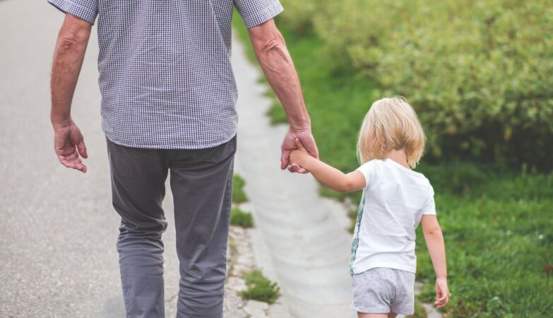 Grandparents, take care of your grandchildren – it’s good for your brain