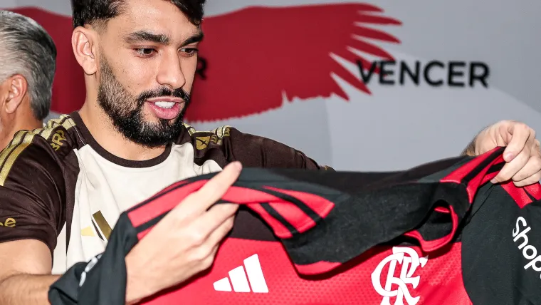Lucas Paquetá será reserva ou titular do Flamengo contra Corinthians na Supercopa? image