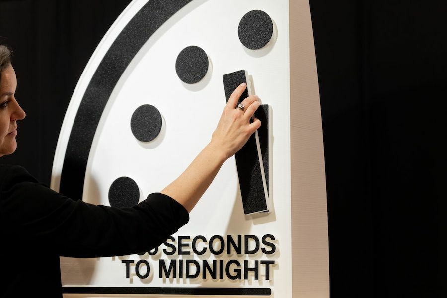 Lies, nuclear risk, AI, thirst for power. Doomsday Clock closer than ever to the end