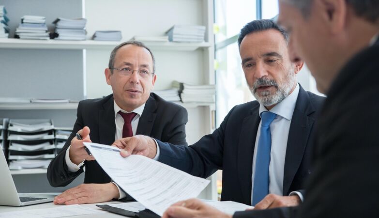 Middle manager: the job that AI won't take away